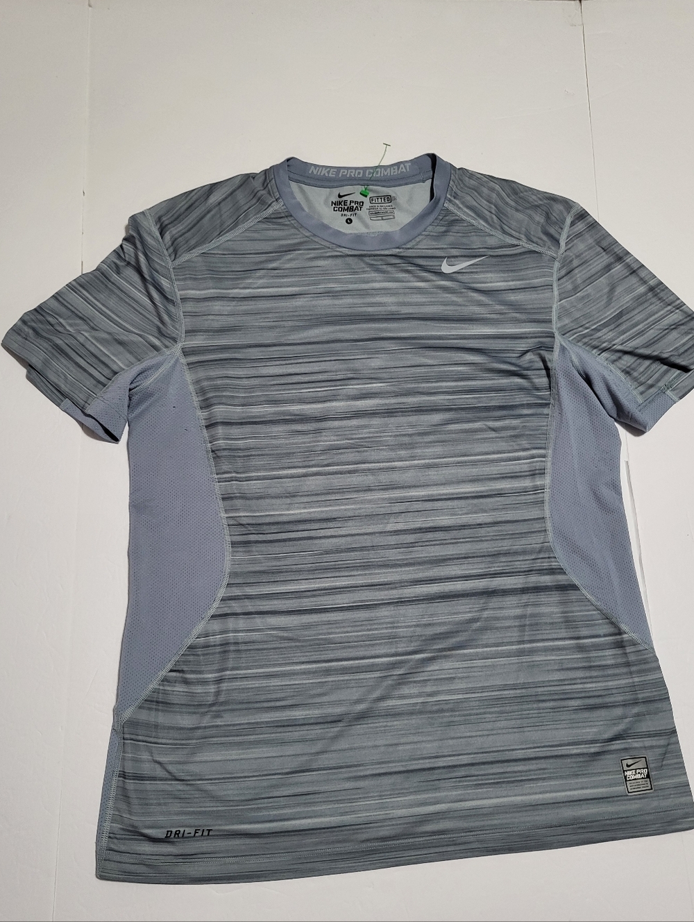 (#AA) Nike Men’s Short Sleeve Dri-FIT Training Shirt - Light Gray